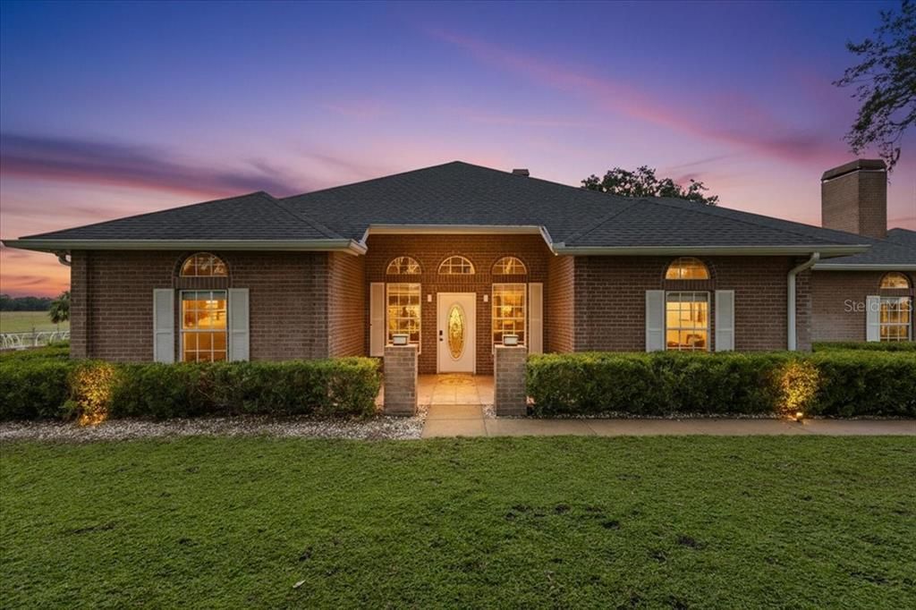 For Sale: $1,990,000 (4 beds, 4 baths, 2898 Square Feet)