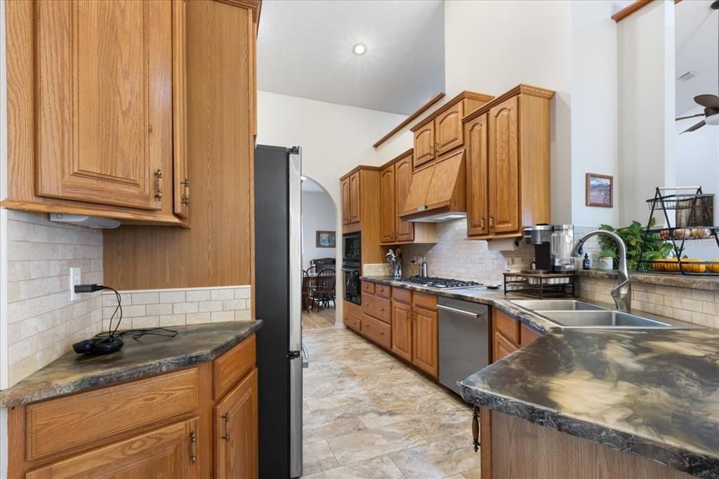 For Sale: $1,990,000 (4 beds, 4 baths, 2898 Square Feet)