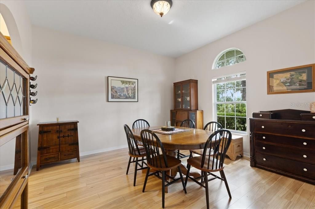 For Sale: $1,990,000 (4 beds, 4 baths, 2898 Square Feet)