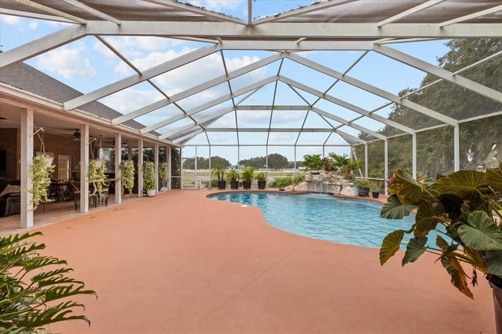 For Sale: $1,990,000 (4 beds, 4 baths, 2898 Square Feet)