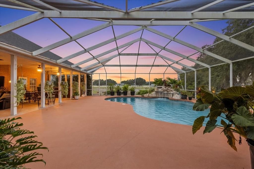 For Sale: $1,990,000 (4 beds, 4 baths, 2898 Square Feet)