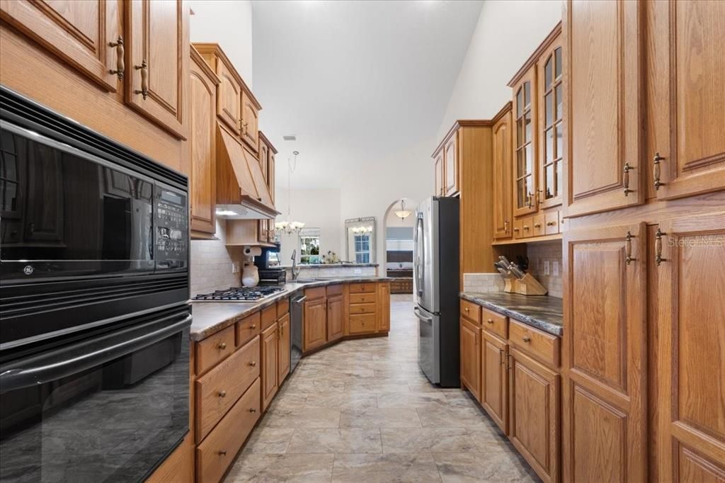 For Sale: $1,990,000 (4 beds, 4 baths, 2898 Square Feet)