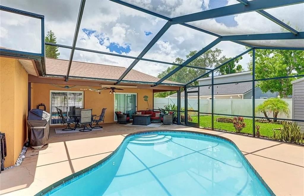 En Renta: $4,500 (3 camas, 2 baños, 1656 Pies cuadrados)