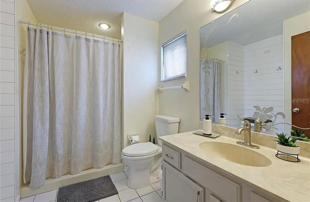 En Renta: $4,500 (3 camas, 2 baños, 1656 Pies cuadrados)