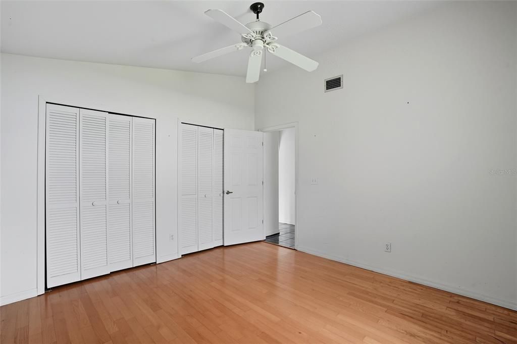 合同活跃: $260,000 (3 贝兹, 2 浴室, 1488 平方英尺)