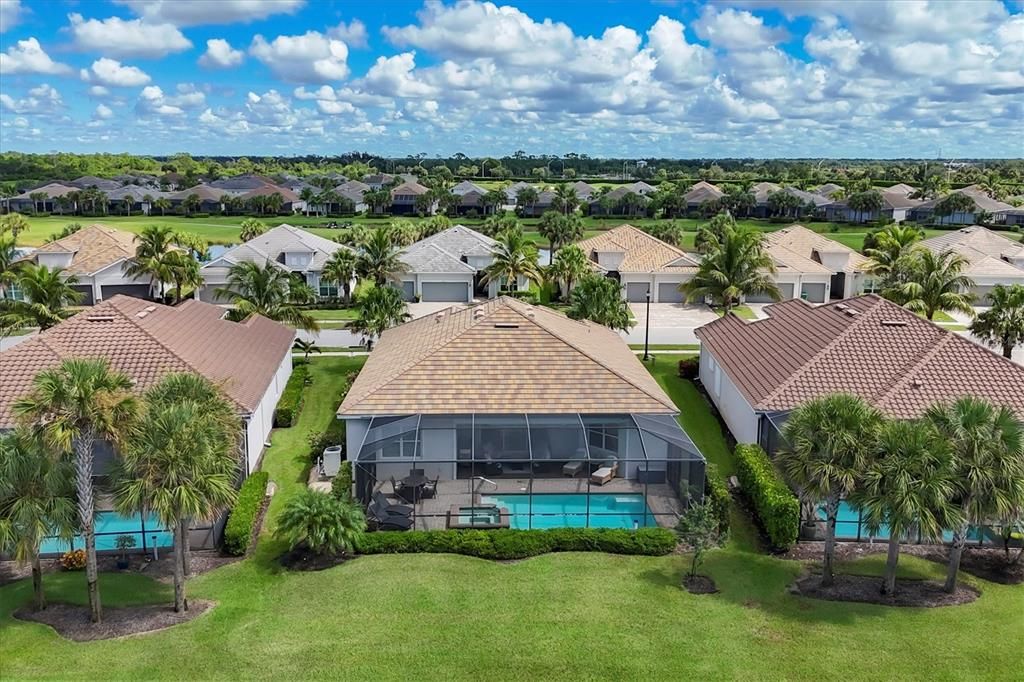 En Venta: $785,000 (4 camas, 2 baños, 2239 Pies cuadrados)