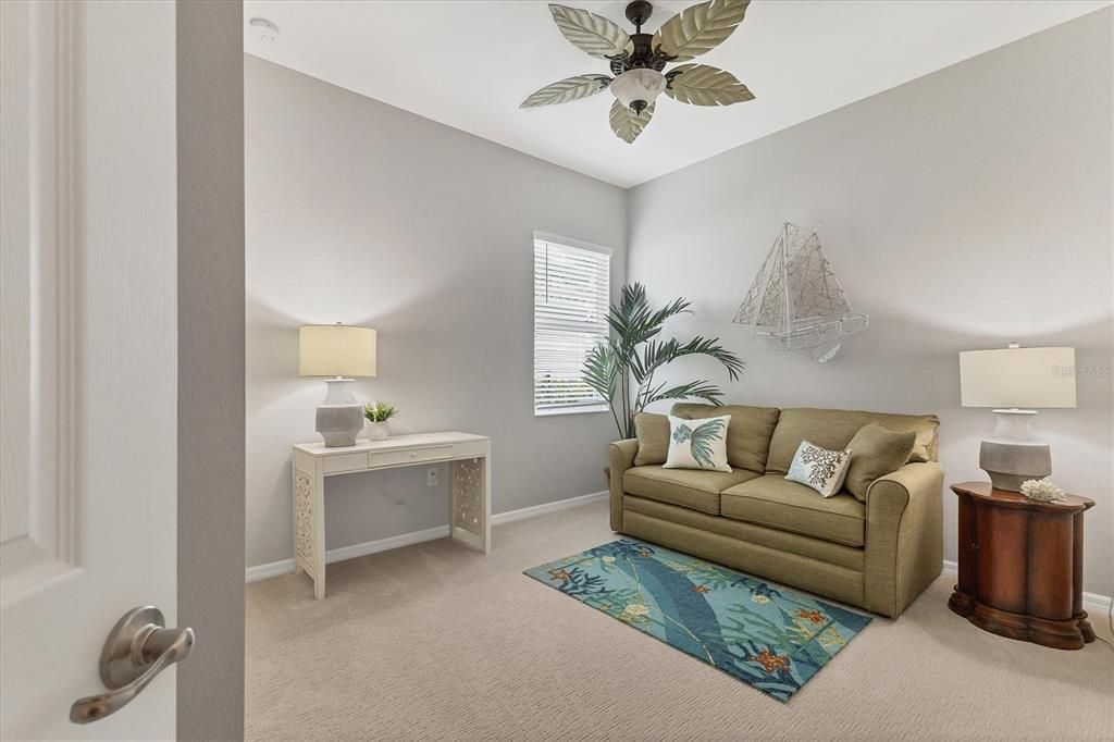 En Venta: $785,000 (4 camas, 2 baños, 2239 Pies cuadrados)