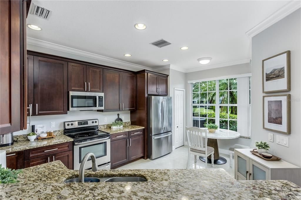 For Sale: $460,000 (3 beds, 2 baths, 1792 Square Feet)