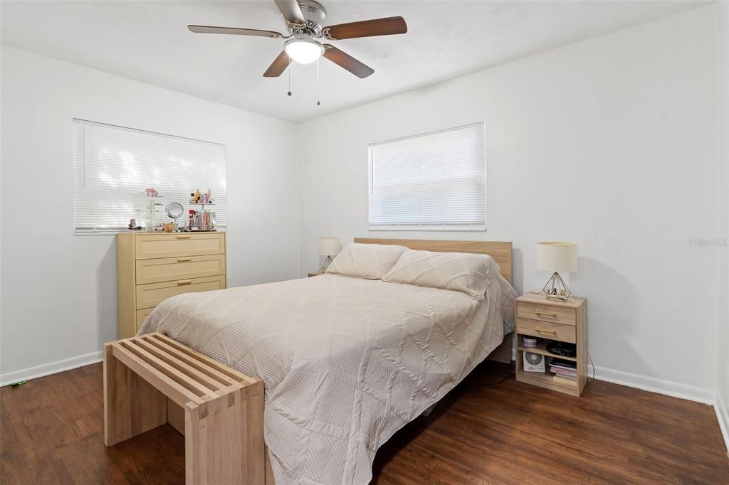 For Sale: $500,000 (4 beds, 2 baths, 1775 Square Feet)