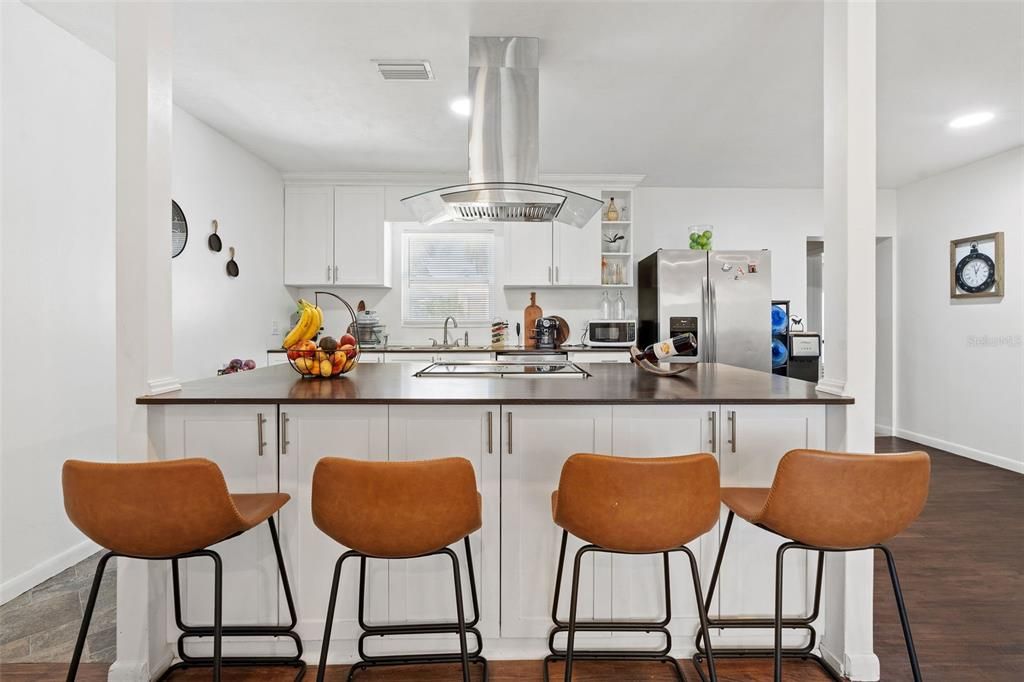 For Sale: $500,000 (4 beds, 2 baths, 1775 Square Feet)