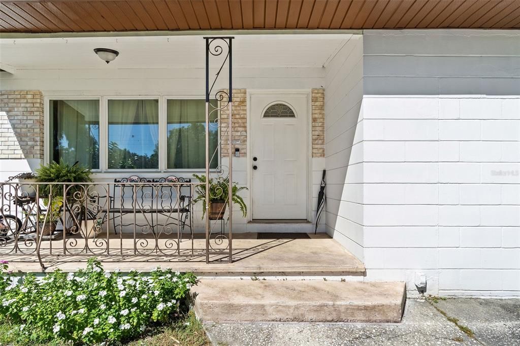 For Sale: $500,000 (4 beds, 2 baths, 1775 Square Feet)