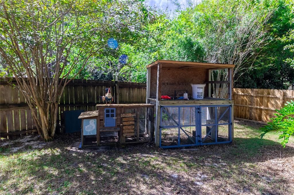 Activo con contrato: $350,000 (3 camas, 2 baños, 1982 Pies cuadrados)