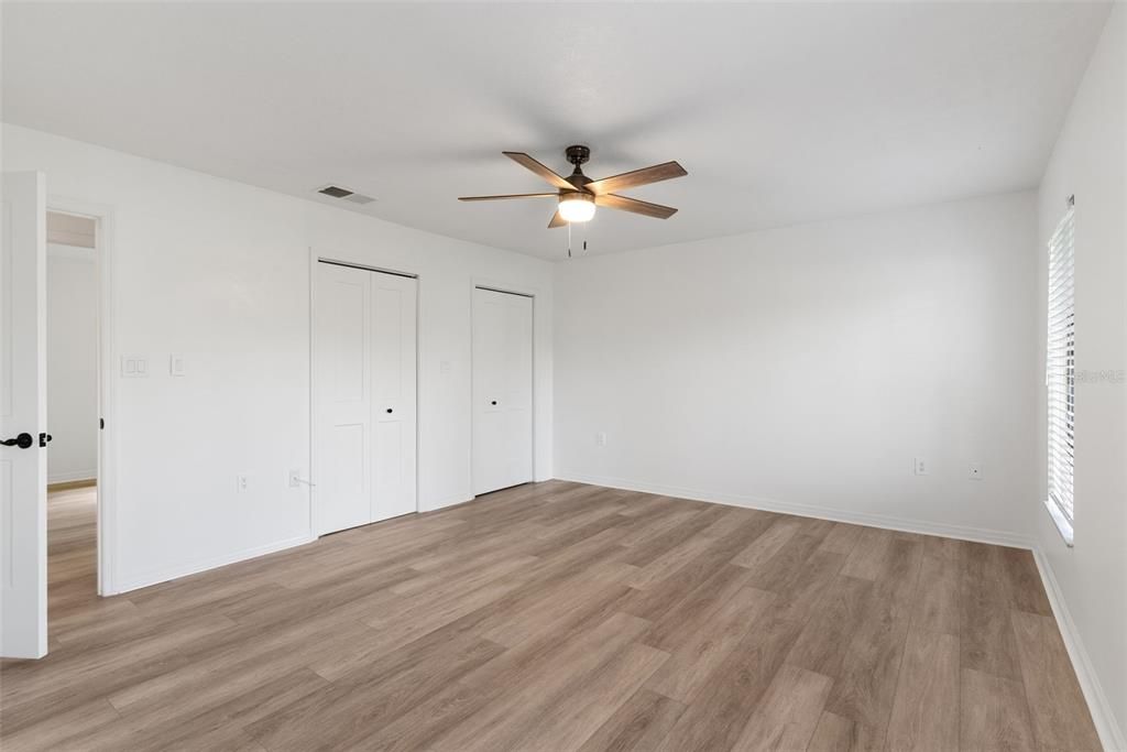 For Sale: $580,000 (3 beds, 2 baths, 2027 Square Feet)