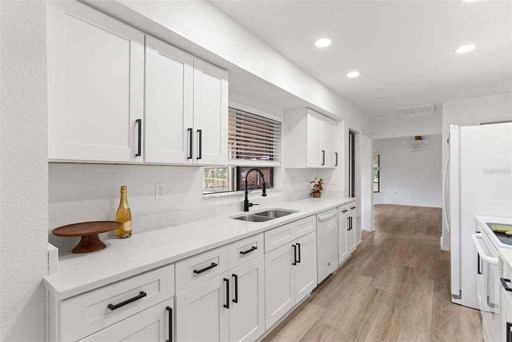 For Sale: $580,000 (3 beds, 2 baths, 2027 Square Feet)