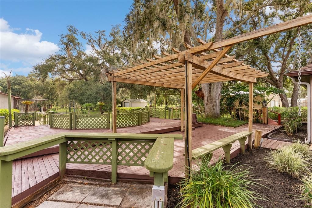 For Sale: $580,000 (3 beds, 2 baths, 2027 Square Feet)