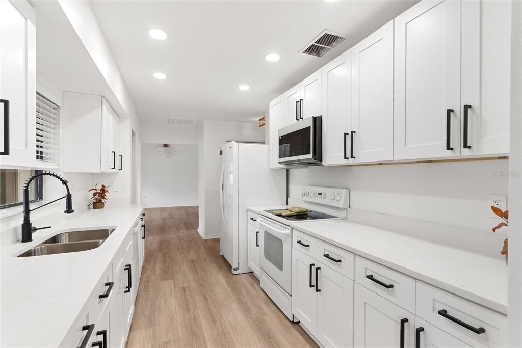 For Sale: $580,000 (3 beds, 2 baths, 2027 Square Feet)