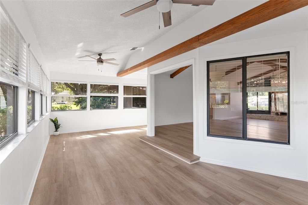 For Sale: $580,000 (3 beds, 2 baths, 2027 Square Feet)