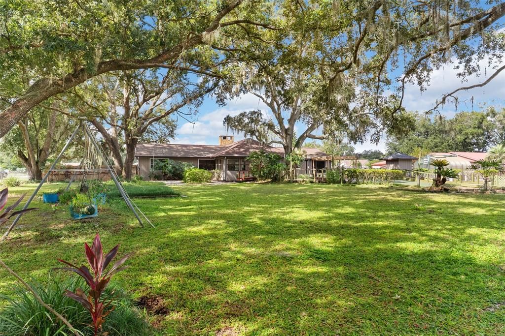 For Sale: $580,000 (3 beds, 2 baths, 2027 Square Feet)