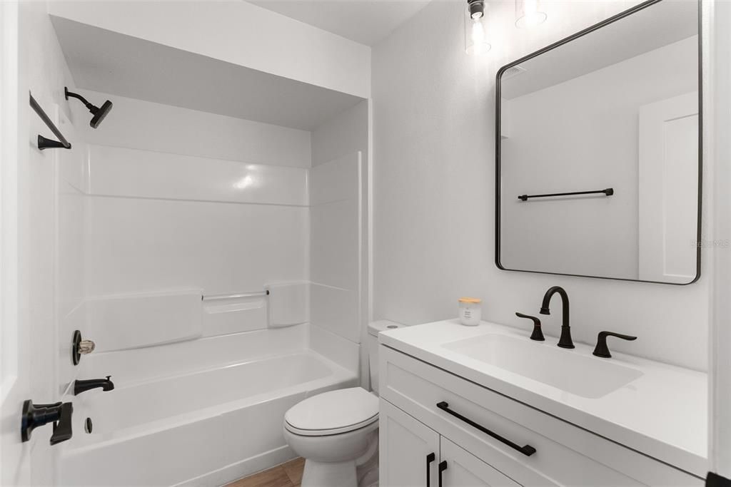 For Sale: $580,000 (3 beds, 2 baths, 2027 Square Feet)