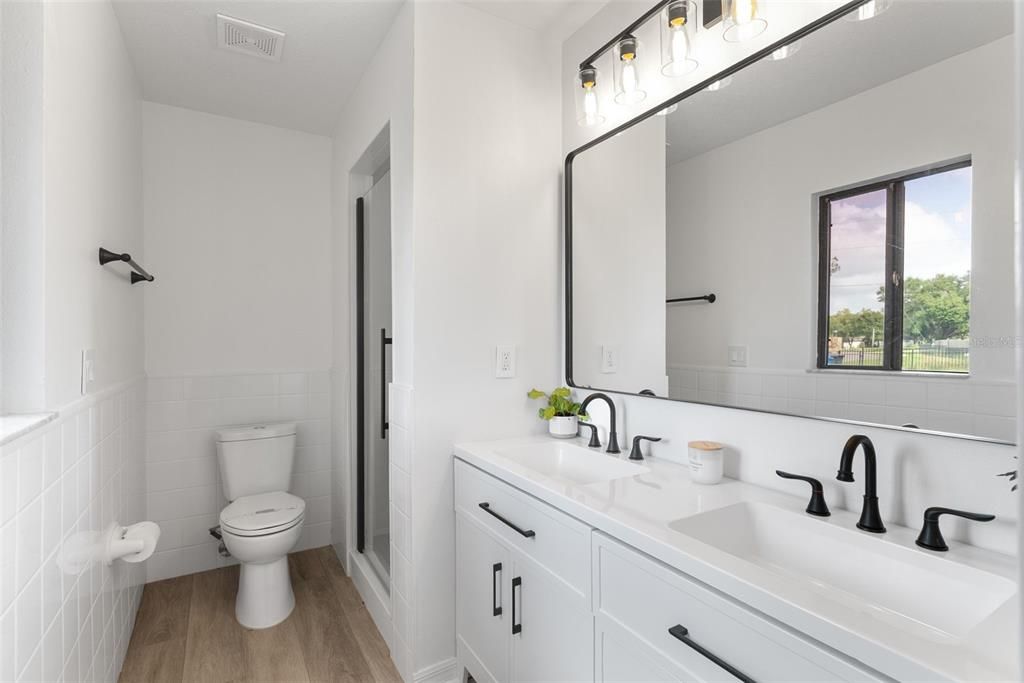 For Sale: $580,000 (3 beds, 2 baths, 2027 Square Feet)