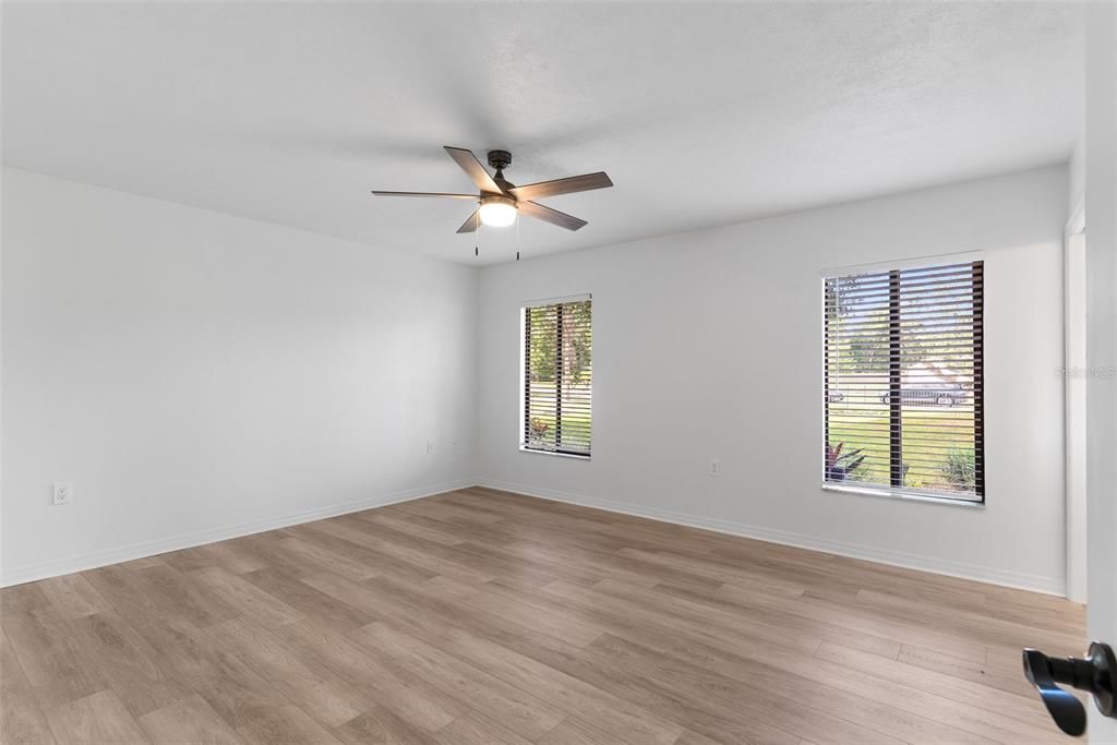 For Sale: $580,000 (3 beds, 2 baths, 2027 Square Feet)