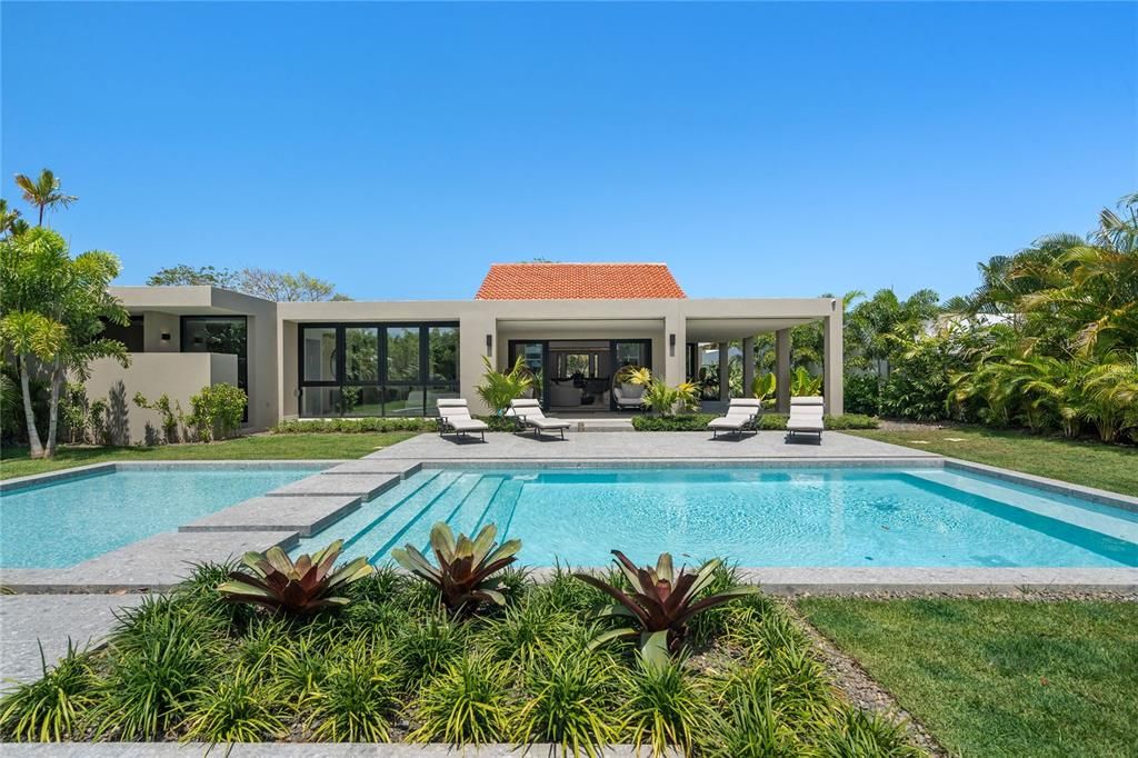 待售: $9,995,000 (5 贝兹, 5 浴室, 4729 平方英尺)