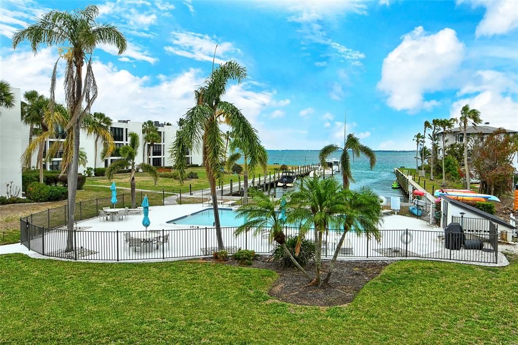 Activo con contrato: $650,000 (3 camas, 2 baños, 1474 Pies cuadrados)