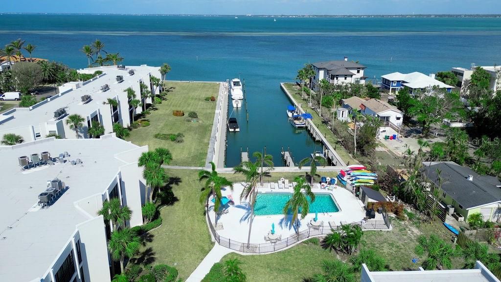 Activo con contrato: $650,000 (3 camas, 2 baños, 1474 Pies cuadrados)