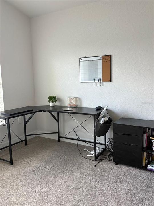 待售: $324,800 (4 贝兹, 2 浴室, 1825 平方英尺)