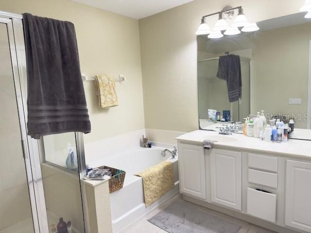 For Sale: $452,000 (3 beds, 3 baths, 2059 Square Feet)