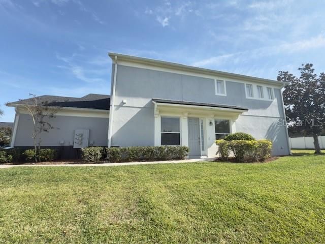 For Sale: $452,000 (3 beds, 3 baths, 2059 Square Feet)