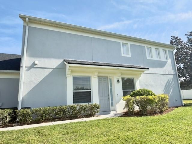 For Sale: $452,000 (3 beds, 3 baths, 2059 Square Feet)