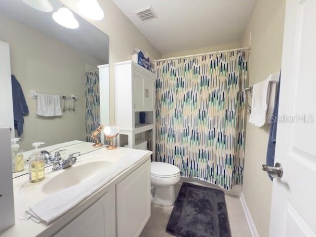 For Sale: $452,000 (3 beds, 3 baths, 2059 Square Feet)