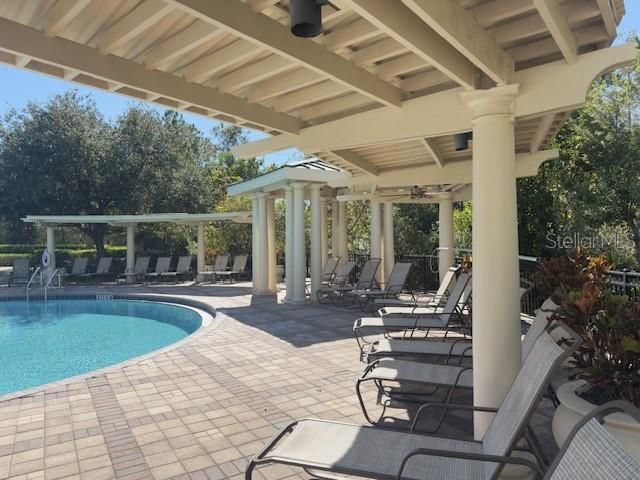 For Sale: $452,000 (3 beds, 3 baths, 2059 Square Feet)