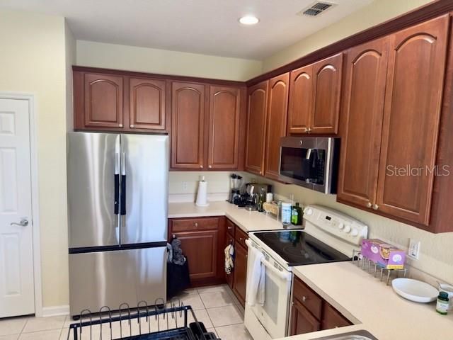 For Sale: $452,000 (3 beds, 3 baths, 2059 Square Feet)