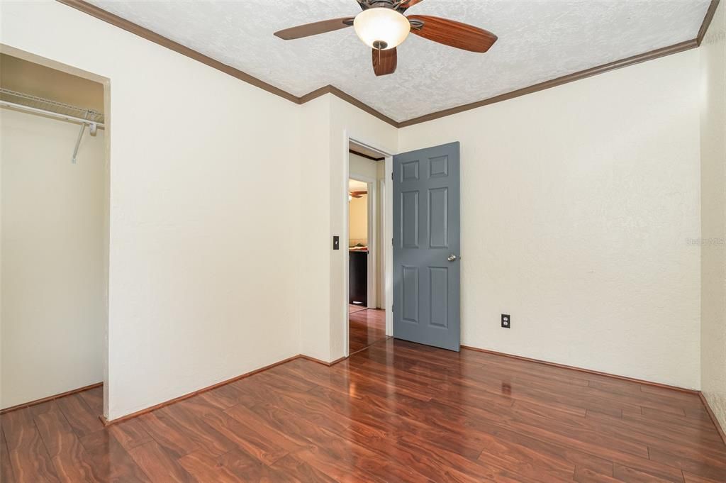 待售: $349,900 (3 贝兹, 1 浴室, 1144 平方英尺)