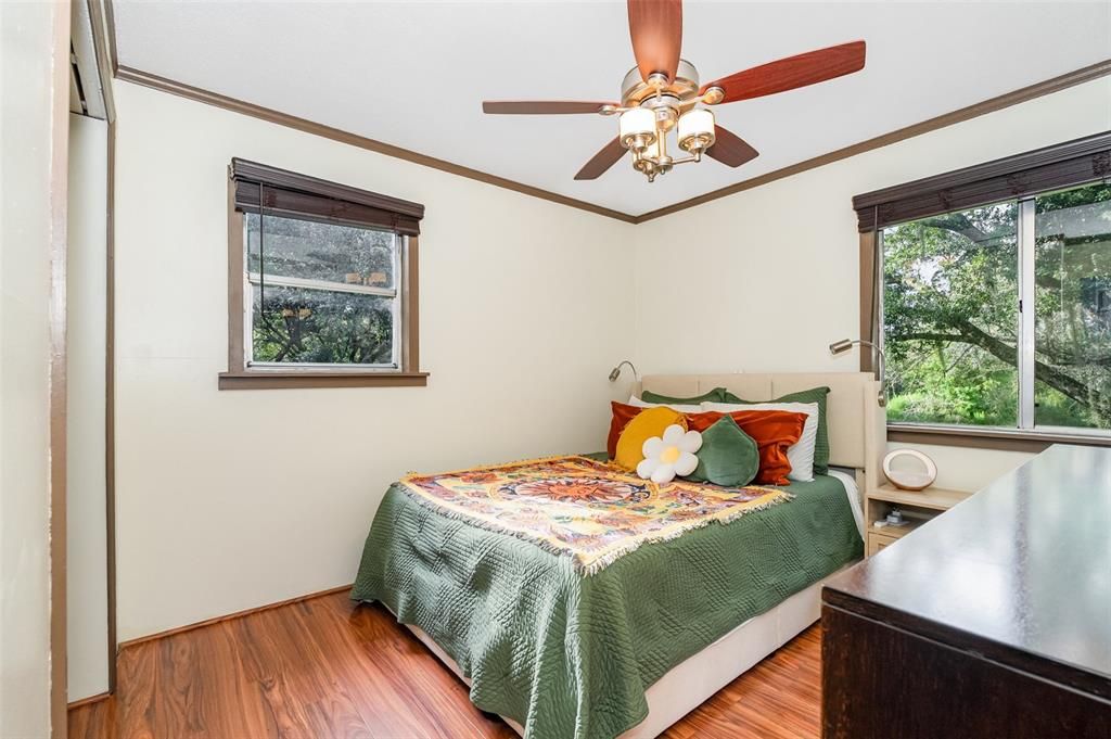 待售: $349,900 (3 贝兹, 1 浴室, 1144 平方英尺)