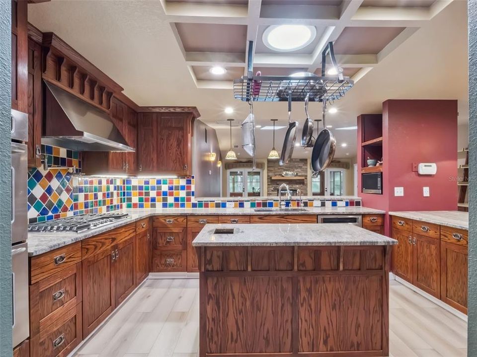 For Sale: $1,050,000 (4 beds, 3 baths, 3182 Square Feet)