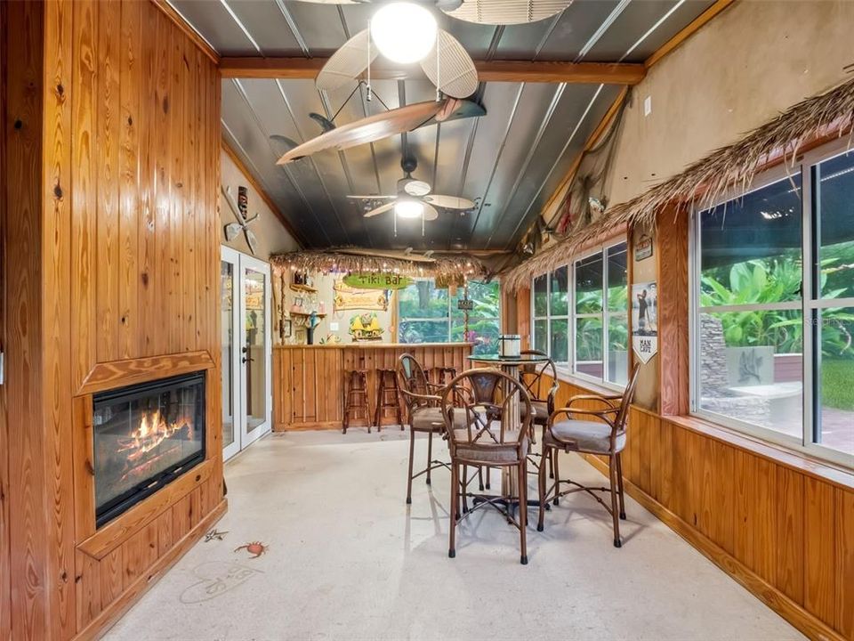 For Sale: $1,050,000 (4 beds, 3 baths, 3182 Square Feet)