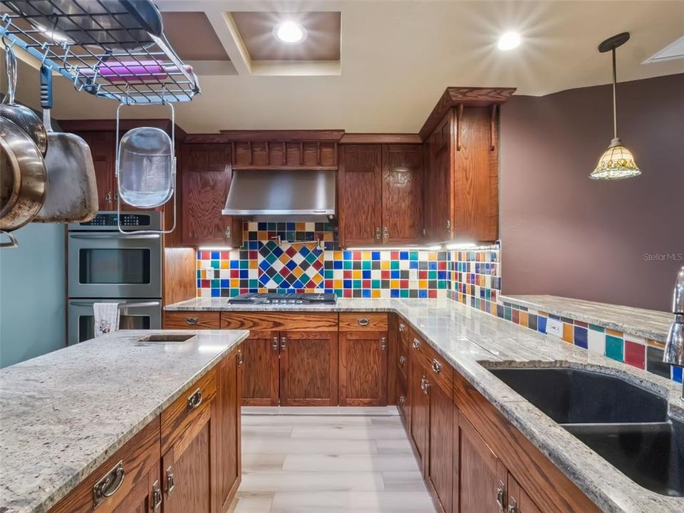 For Sale: $1,050,000 (4 beds, 3 baths, 3182 Square Feet)