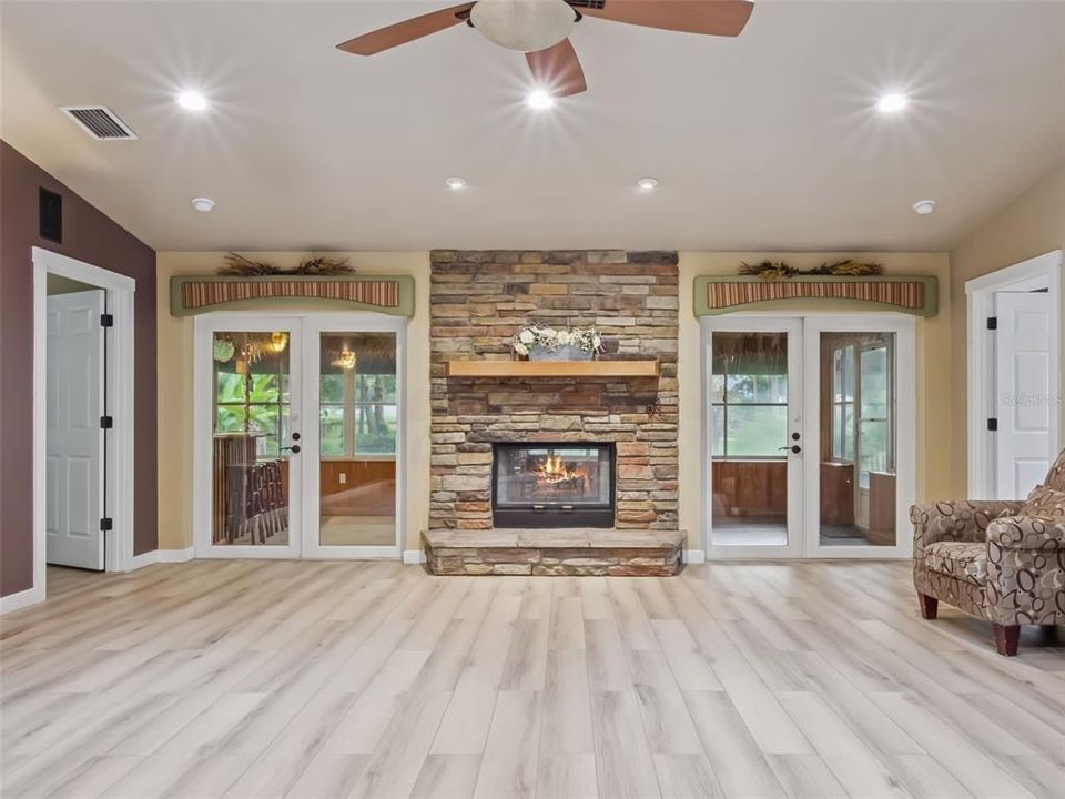 For Sale: $1,050,000 (4 beds, 3 baths, 3182 Square Feet)