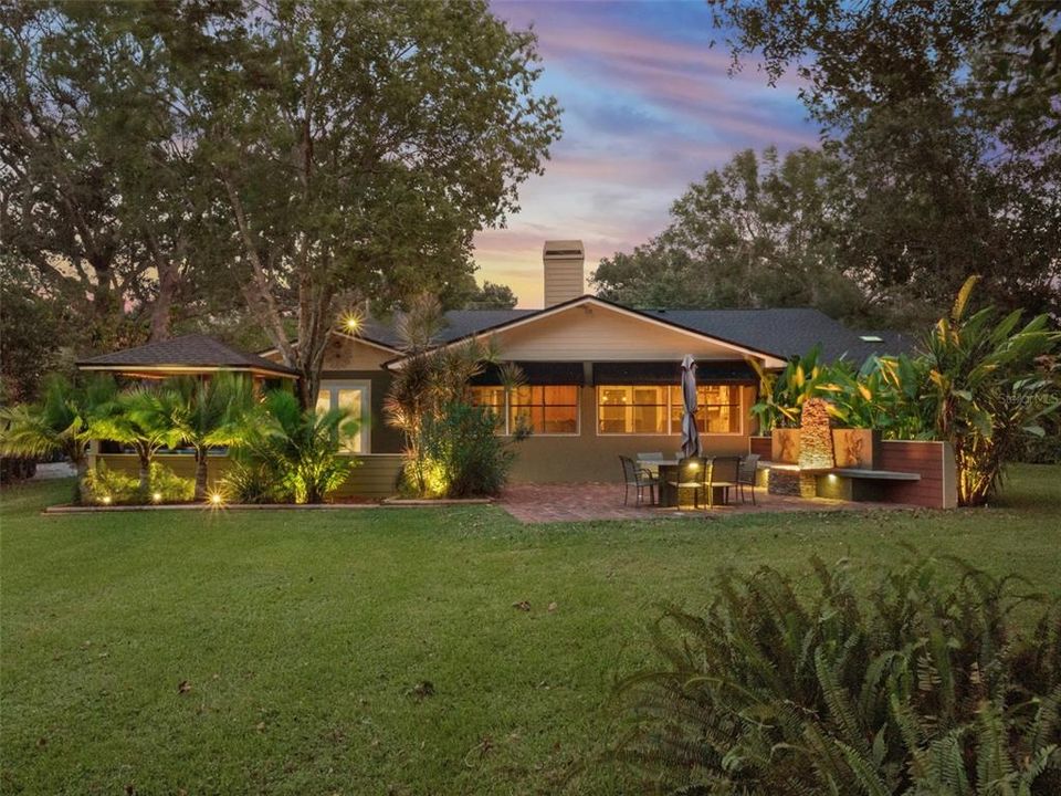 For Sale: $1,050,000 (4 beds, 3 baths, 3182 Square Feet)