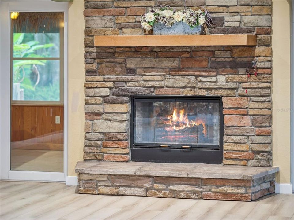 For Sale: $1,050,000 (4 beds, 3 baths, 3182 Square Feet)