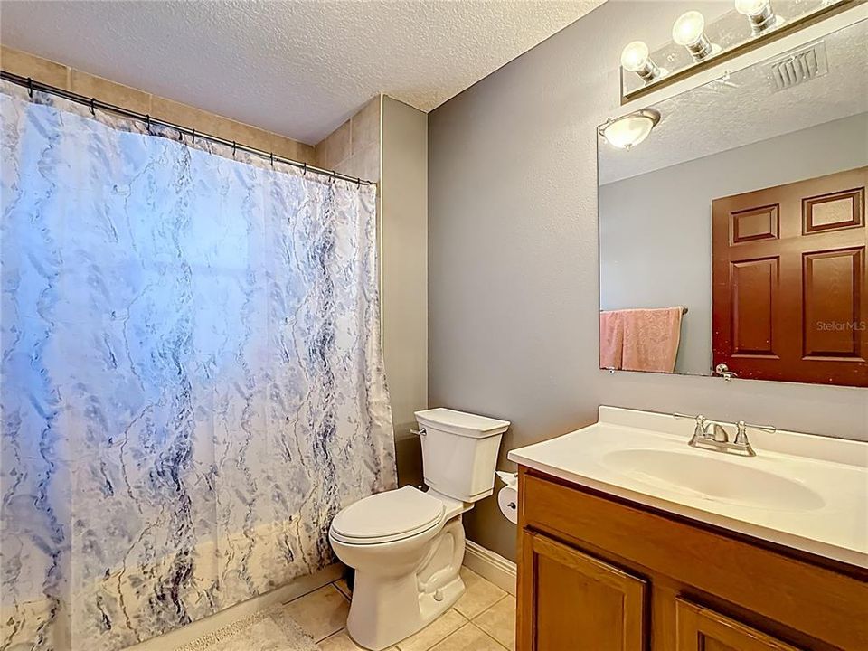 待售: $392,200 (3 贝兹, 2 浴室, 2035 平方英尺)