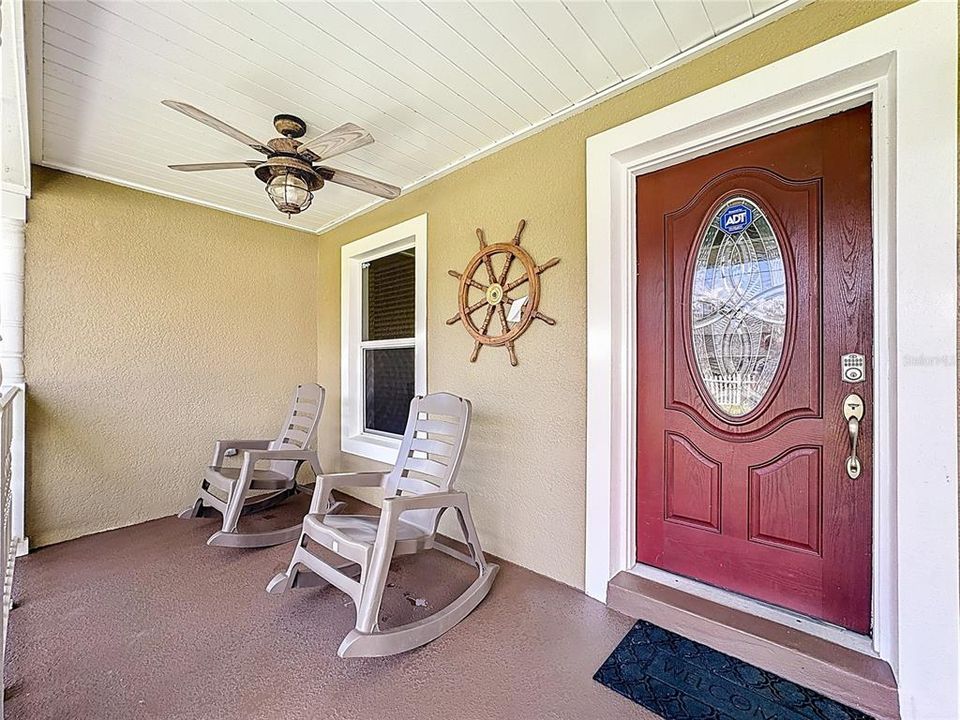 待售: $392,200 (3 贝兹, 2 浴室, 2035 平方英尺)