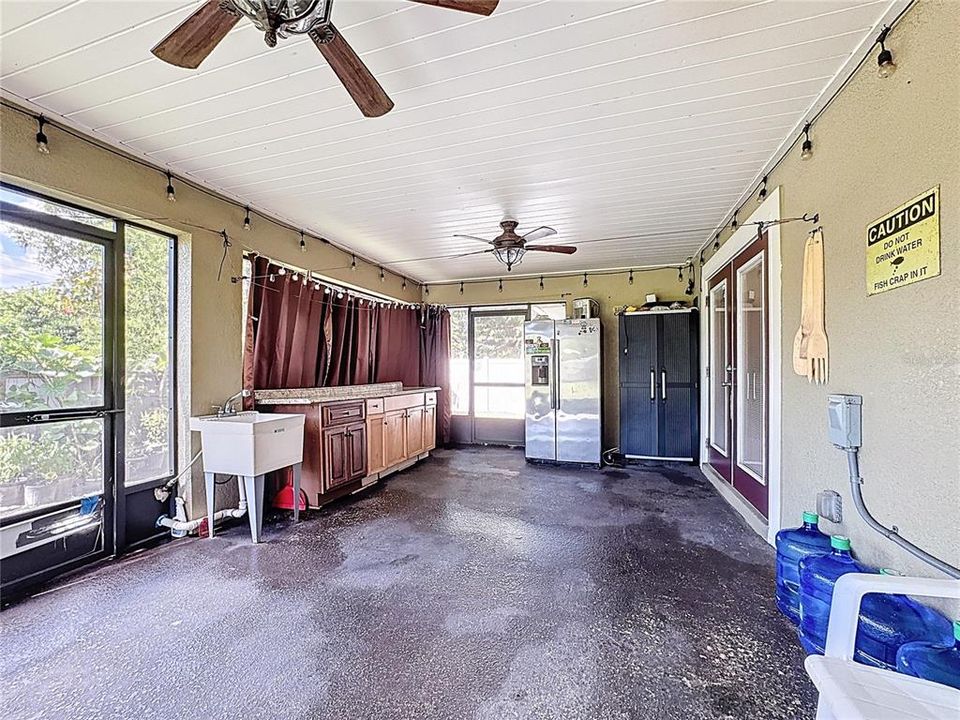 待售: $392,200 (3 贝兹, 2 浴室, 2035 平方英尺)