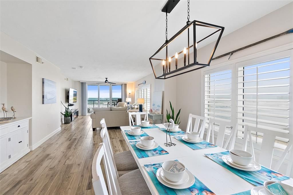 En Venta: $999,900 (3 camas, 3 baños, 2280 Pies cuadrados)