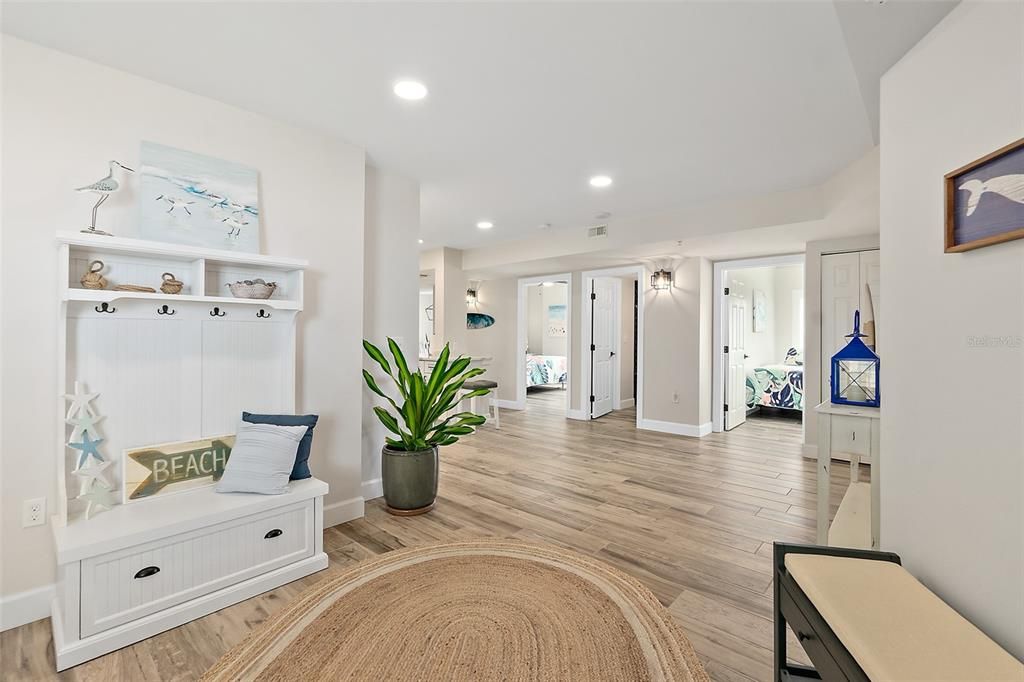 En Venta: $999,900 (3 camas, 3 baños, 2280 Pies cuadrados)