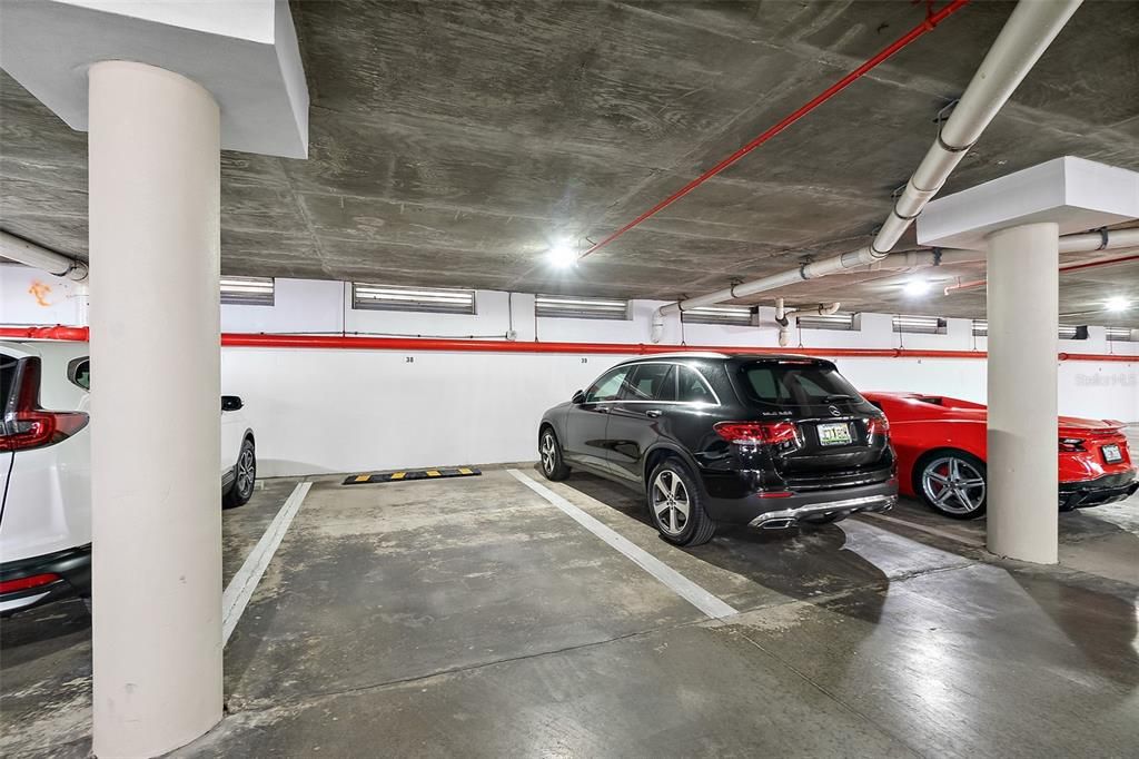 En Venta: $999,900 (3 camas, 3 baños, 2280 Pies cuadrados)