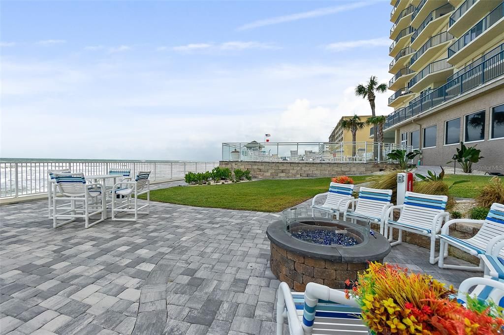 En Venta: $999,900 (3 camas, 3 baños, 2280 Pies cuadrados)